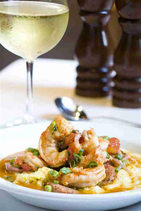 the-10-best-charleston-restaurants-for-shrimp-grits image