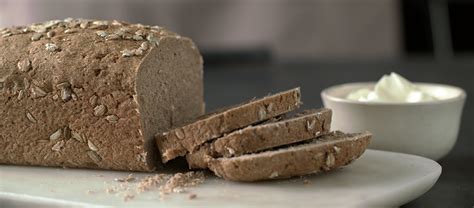 quick-rye-bread-the-great-british-bake-off image