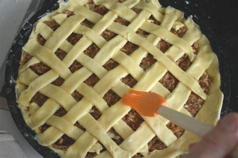 simple-and-delicious-sugar-free-apple-pie image