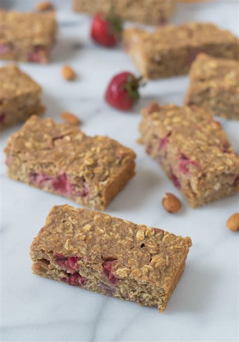 strawberry-oatmeal-breakfast-bars-well-plated-by-erin image