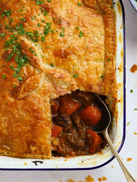 really-easy-steak-pie-with-puff-pastry-rich-gravy image