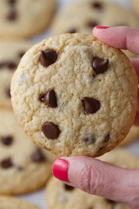 gluten-free-tollhouse-chocolate-chip-cookies-mom image