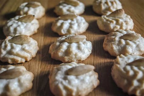 sicilian-almond-cookies-original-recipe-recipes-from image