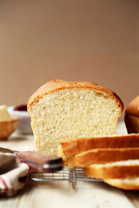 classic-white-sandwich-bread-the-candid-appetite image