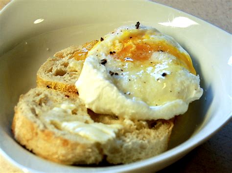 5-poached-egg-recipes-for-sunday-brunch-food image