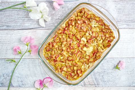 fresh-rhubarb-torte-recipe-cookme image