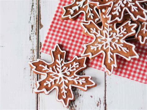 pepparkakor-scandinavian-spiced-christmas-biscuits image