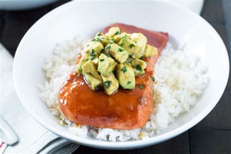 sriracha-glazed-salmon-with-asian-avocado-salsa image
