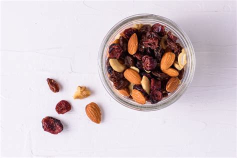 how-to-make-low-carb-trail-mix-verywell-fit image