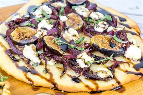 caramelized-onion-fig-and-goat-cheese-flatbreads image
