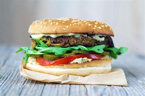 eggplant-burger-recipe-vegan-gourmandelle image