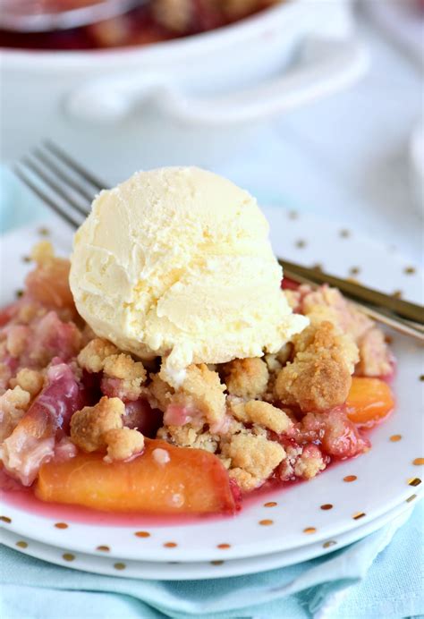 easy-raspberry-peach-crumble-mom-on-timeout image