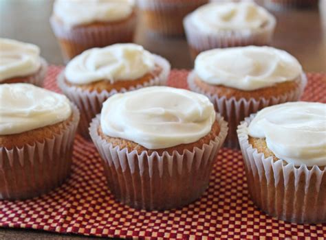 banana-muffins-with-cream-cheese-frosting-jamie image