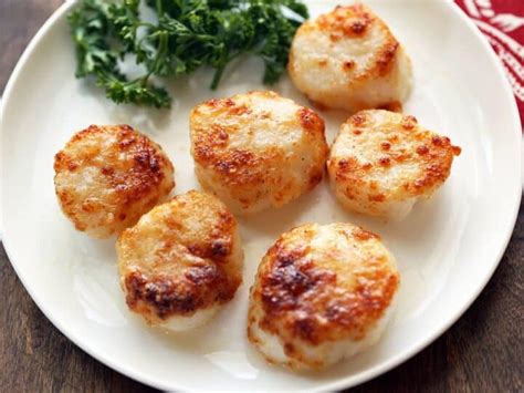 broiled-scallops-with-parmesan-healthy-recipes-blog image