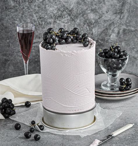 grape-cake-caked-by-katie image
