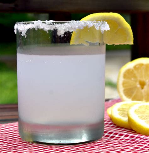 easy-4-ingredient-lemon-drop-cocktail image