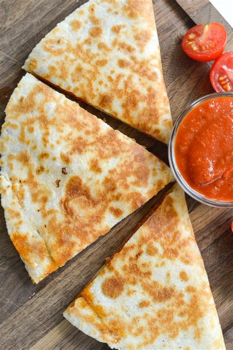 easy-pizza-quesadilla-easy-wrap image