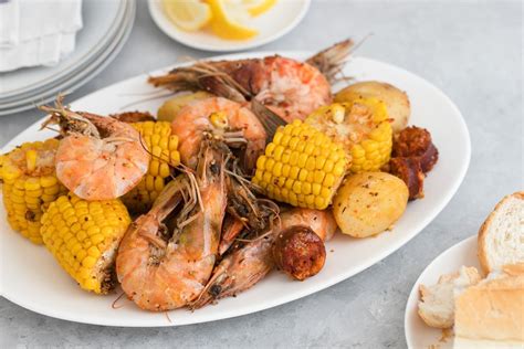 classic-frogmore-stew-low-country-boil-recipe-the image