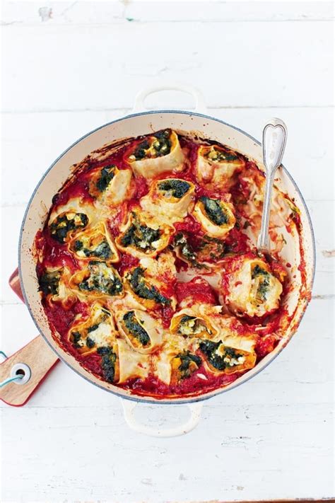 save-with-jamie-squash-and-spinach-pasta-rotolo-cbc-life image