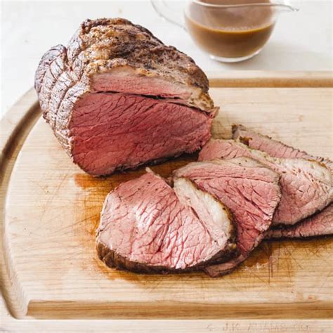 cast-iron-classic-roast-beef-with-gravy-americas-test image