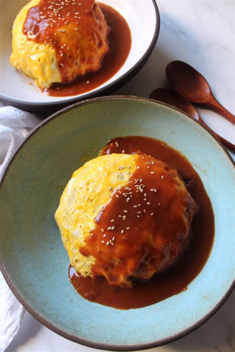 quick-and-easy-korean-style-omurice-mangos image