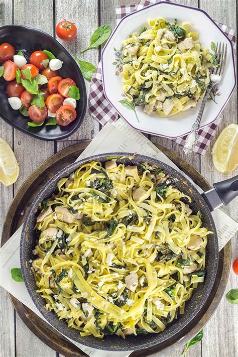 chicken-spinach-pasta-with-feta-cheese-yummy image