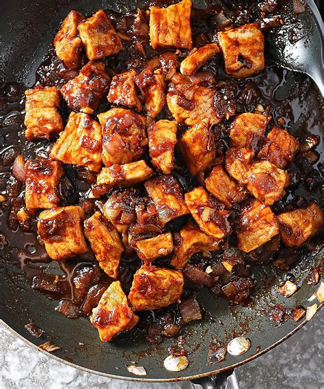 easy-pan-seared-sweet-and-spicy-pork-chops-savory-spin image