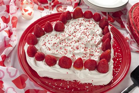 strawberry-sweetheart-cake-mrfoodcom image