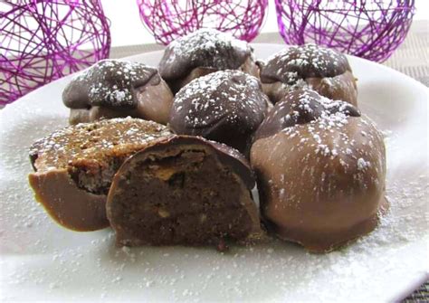 chocolate-fudge-biscuits-a-super-quick-and-tasty-no image