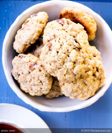 oatmeal-cookies-with-raisins-and-walnuts image
