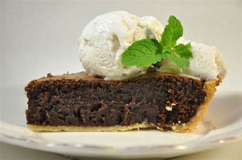 fresh-mint-chocolate-brownie-pie-the-pie-academy image