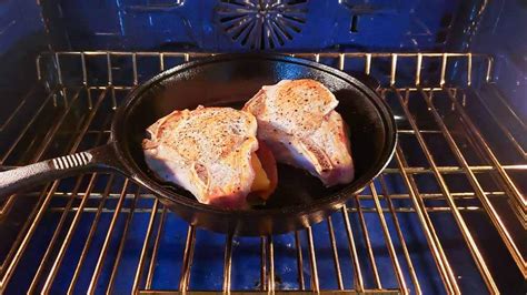 smoked-gouda-and-bacon-stuffed-pork-chops-zona image