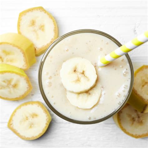 banana-oatmeal-smoothie-recipe-video-on-sutton image