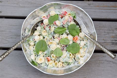 22-summer-recipes-for-the-perfect-picnic-the-spruce image
