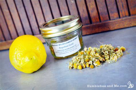 honey-lemon-and-chamomile-hair-rinse-humblebee image