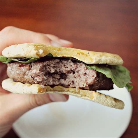 10-ways-to-make-a-hamburger-without-bread image