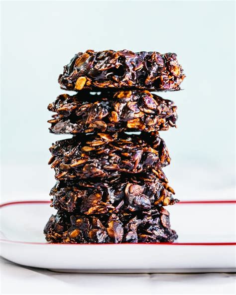 no-bake-chocolate-oatmeal-cookies-better-than-the image