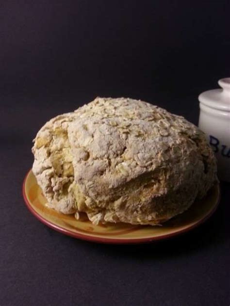 irish-soda-bread-with-guinness-dipping-sauce-little image