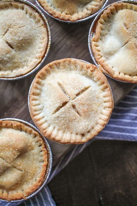mini-apple-pies-an-easy-recipe-for-individual-apple image
