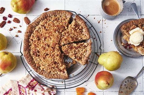 autumn-pear-apricot-and-cranberry-pie image