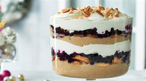 gingerbread-blueberry-butter-cookie-trifle-sobeys image