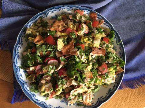 fattoush-traditional-lebanese-mixed-salad-culinae image