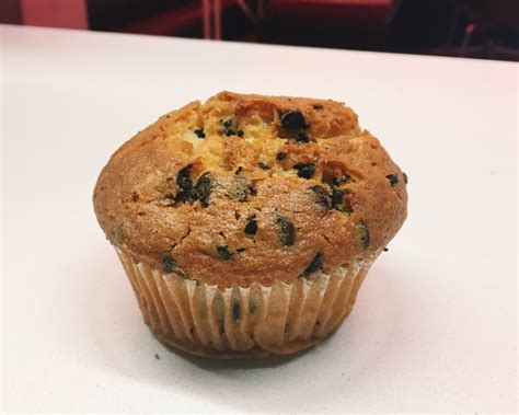 the-complete-menu-of-tufts-rez-cafe-muffins-ranked image