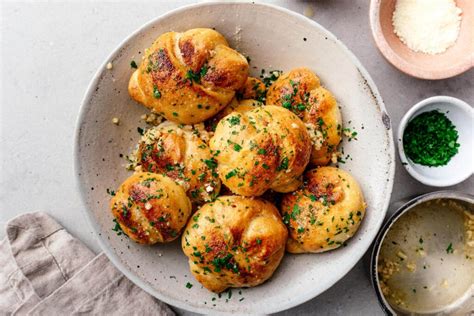 how-to-cook-frozen-garlic-knots-in-air-fryer-one-dollar image