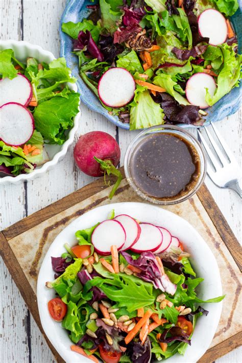 oil-free-salad-dressing-3-ingredients-eatplant-based image