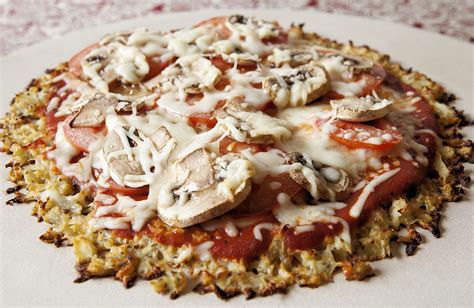 you-wont-believe-its-cauliflower-pizza-crust image
