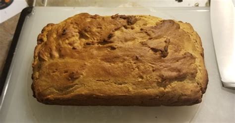 no-yeast-peanut-butter-bread-from-the-1930s-goes-viral image