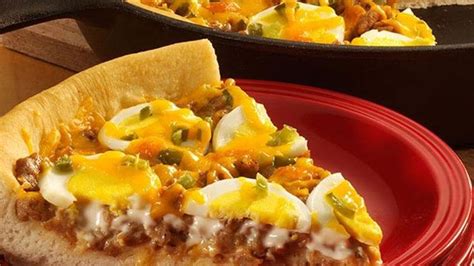 sausage-and-gravy-breakfast-pizza-jimmy-dean-brand image