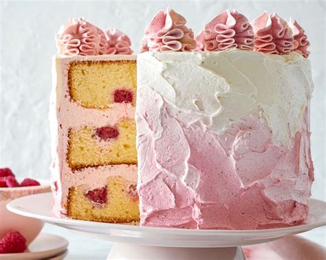 vanilla-and-raspberry-cake-with-ombr-raspberry image
