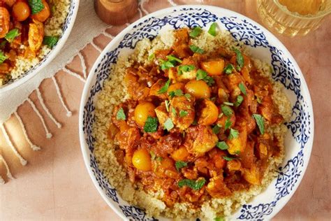 chicken-tagine-with-cherry-tomatoes-dates image